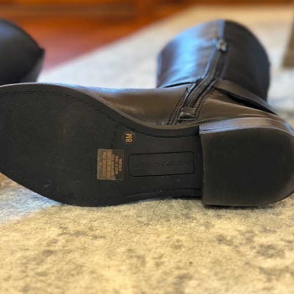 Arturo Chiang size 8 black boots - Picture 7 of 8